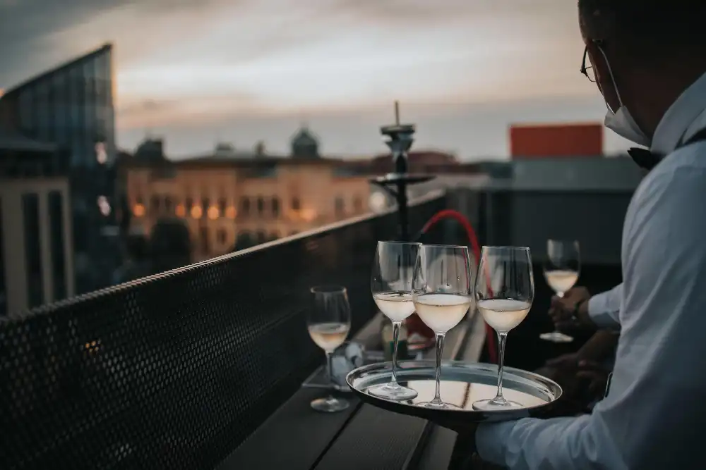 London Bridge Rooftop Bottomless Apres Brunch